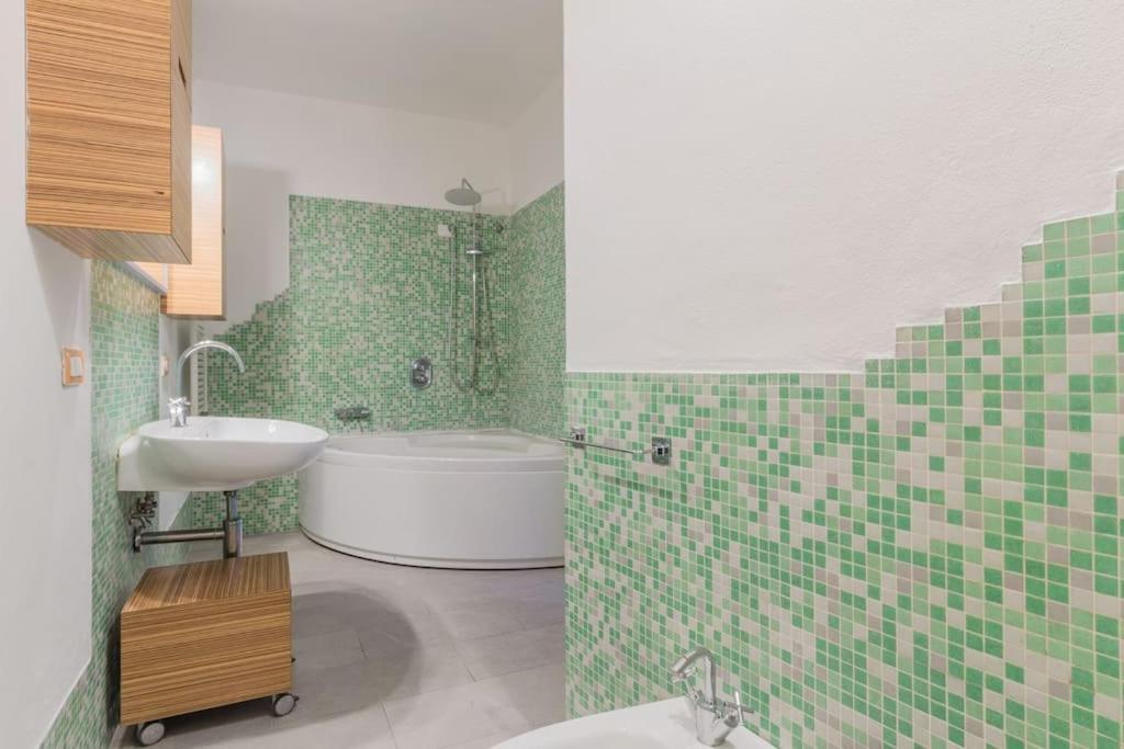 San Bartolomeo Loft Guest House П'яченца Екстер'єр фото